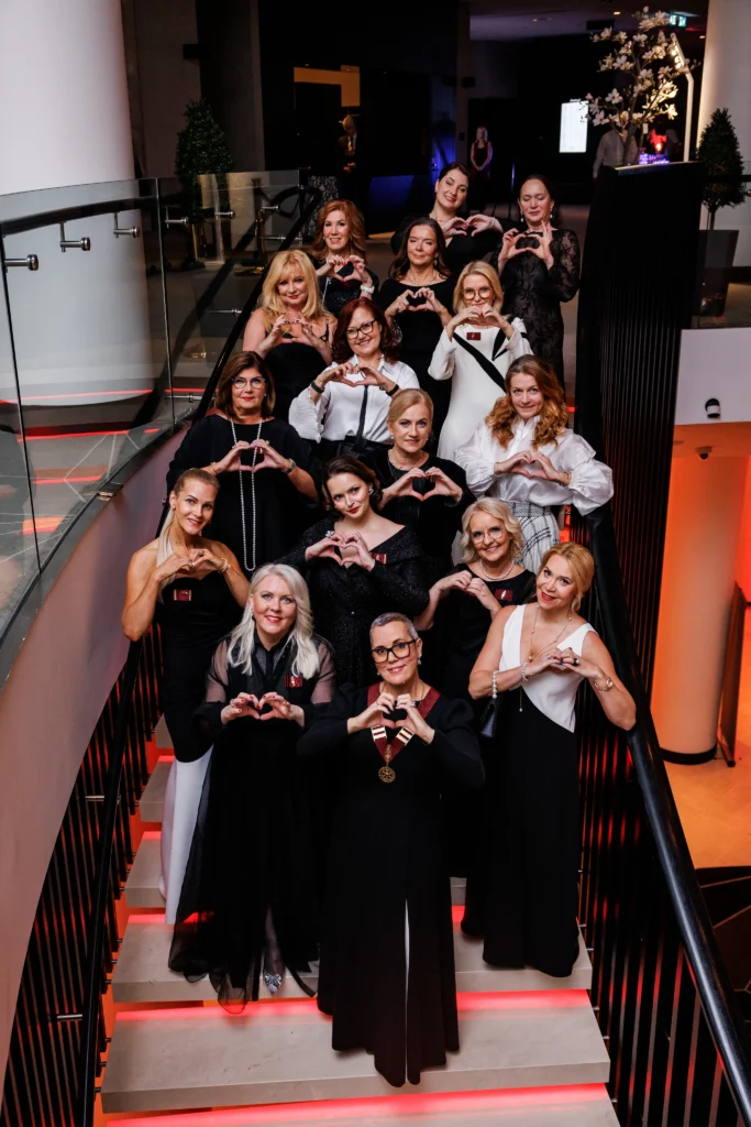 15Nov2025_182135_0R9A1170_photoby_rKooskora